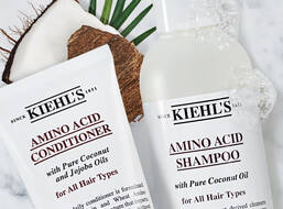 AMINO ACID COLLECTION

Formulated with pure coconut oil to impart softness and shine and improve the manageability of all hair.
